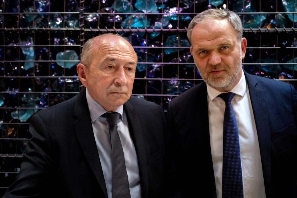 Gérard Collomb (à gauche), aux côtés François-Noël Buffet, le 28 mai 2020 à Lyon.