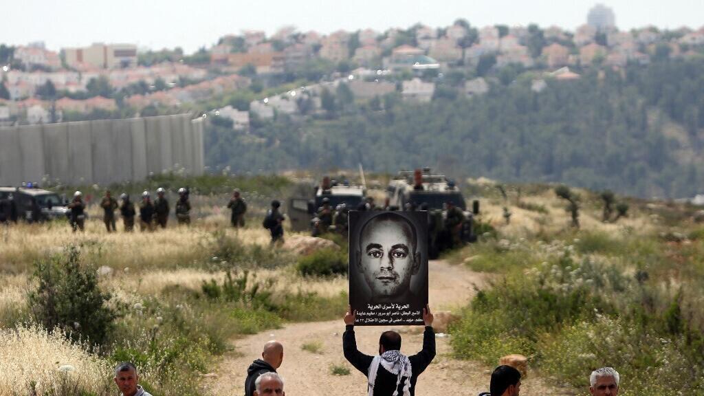 La liberté au goût amer de Nasser Abu Srour, écrivain palestinien emprisonné plus de 32 ans en Israël