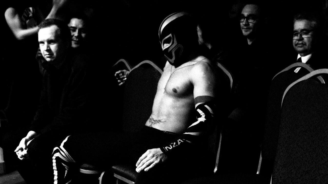 Les catcheurs français font de la résistance Si loin si proche