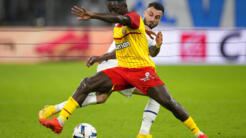 El internacional colombiano Deiver Machado durante un encuentro con su equipo Lens ante Marsella correspondiente a la temporada 2022/23 de la Ligue 1 ( Campeonato francés de futbol) Sabado, Oct. 22, 2022. (AP Photo/Daniel Cole)