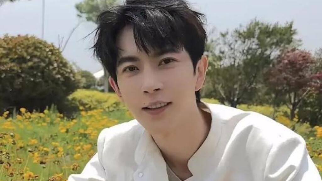 中国青年演员于朦胧2025年9月11日凌晨在北京朝阳区一座公寓楼下被发现坠楼身亡。死讯传出引发的舆论风波持续延烧。中国网络监管当局紧急删帖。