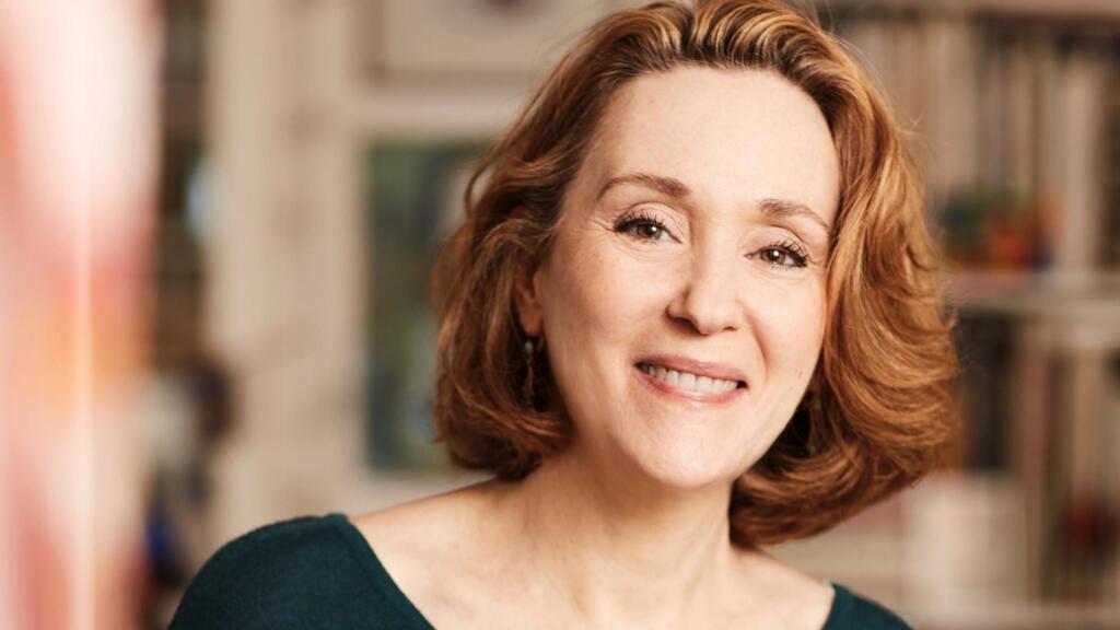 Portrait de la romancière Patricia Reznikov, elle publie "Amrita" aux éditions Flammarion.