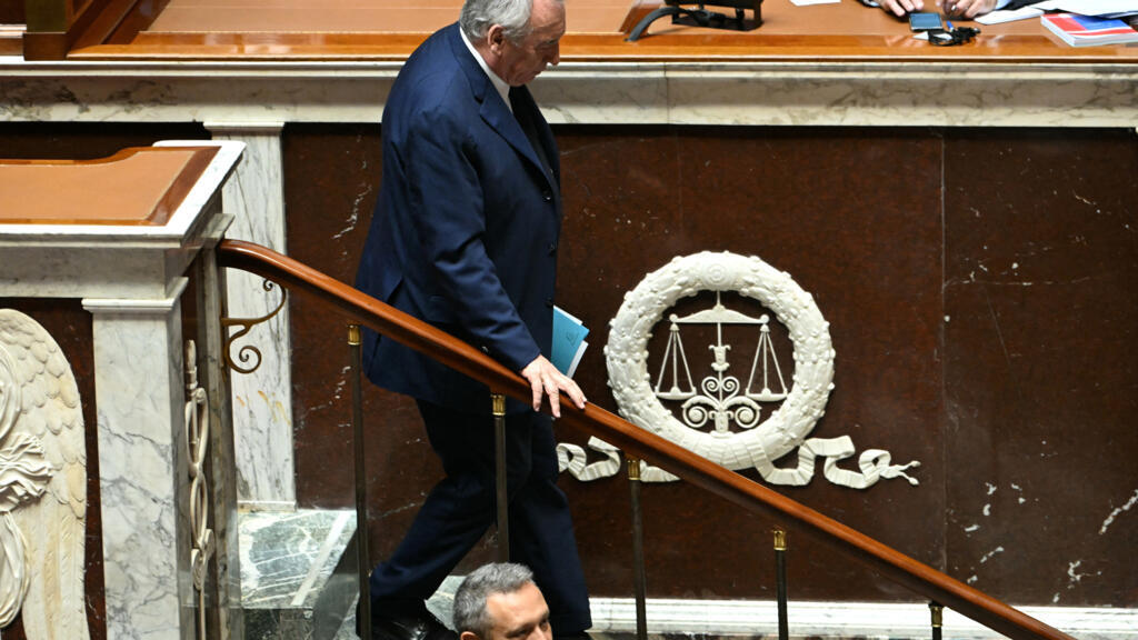 Fostul premier francez, François Bayrou, în Parlamentul Franței după votarea moțiunii de cenzură, Paris, 8 septembrie 2025. 
