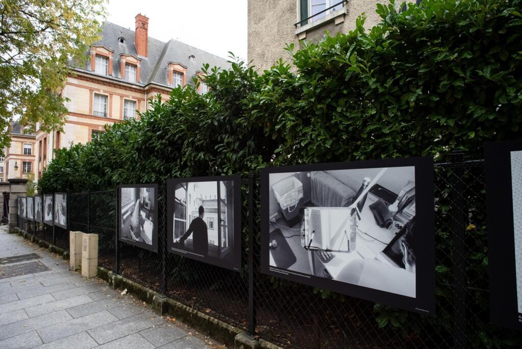 Installation « nos chambres », à la Cité internationale universitaire de Paris (CIUP)