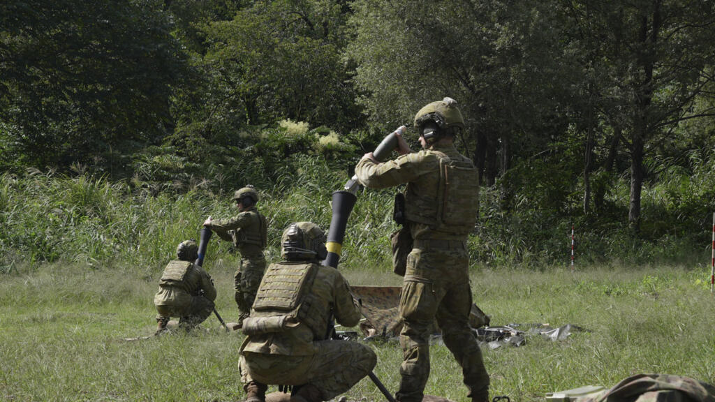Ảnh minh họa : Quân đội Úc tập trận chung với Lực lượng Phòng vệ Nhật Bản và quân đội Mỹ tại khu huấn luyện Sekiyama ở tỉnh Niigata, Nhật Bản, ngày 19/09/2025.