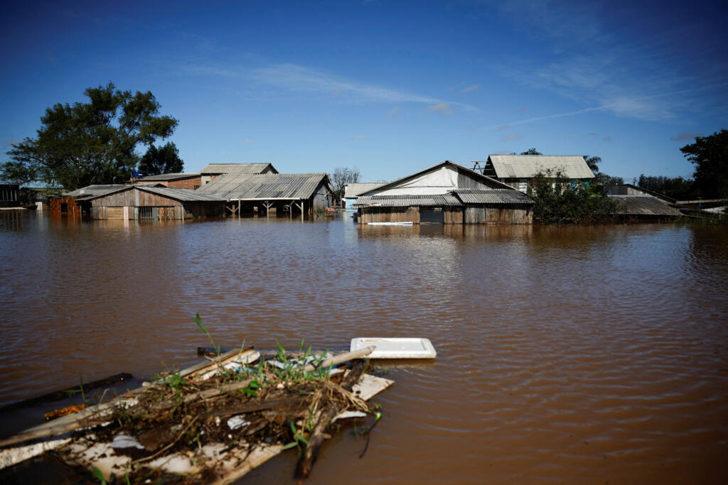 Canoas, na região metropolitana de Porto Alegre, foi uma das mais atingidas pelas enchentes no Rio Grande do Sul. (14/05/2024)