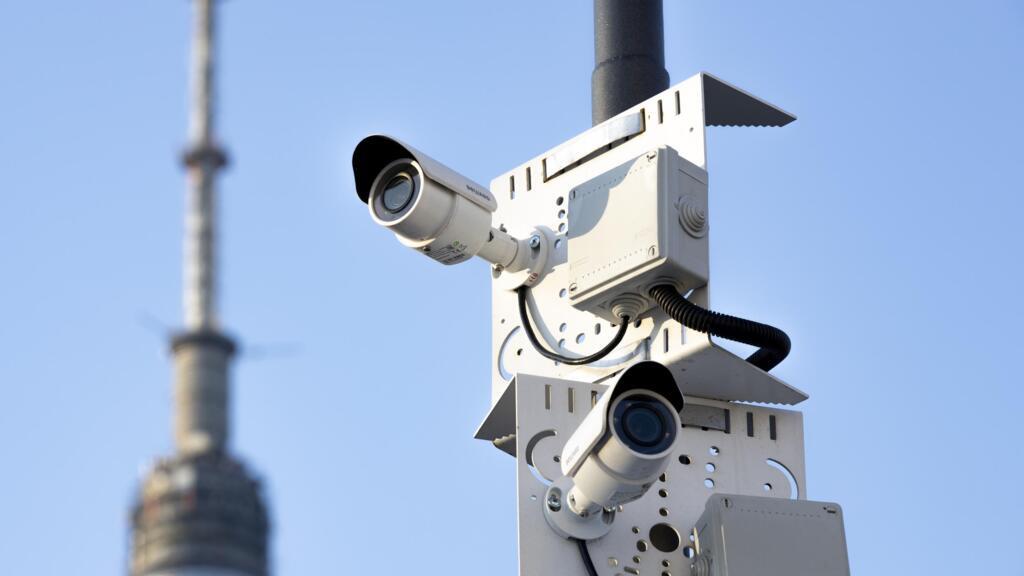 Le domaine de la vidéosurveillance cristallise la plupart des angoisses avec la perspective de l’analyse automatique des images des caméras urbaines.
