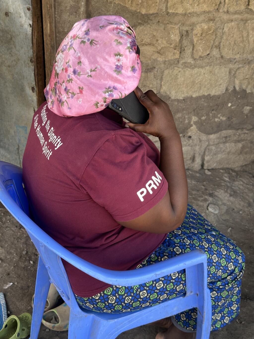 Kila familia hupata nafasi moja kwa mwezi kupiga simu kwa dakika mbili