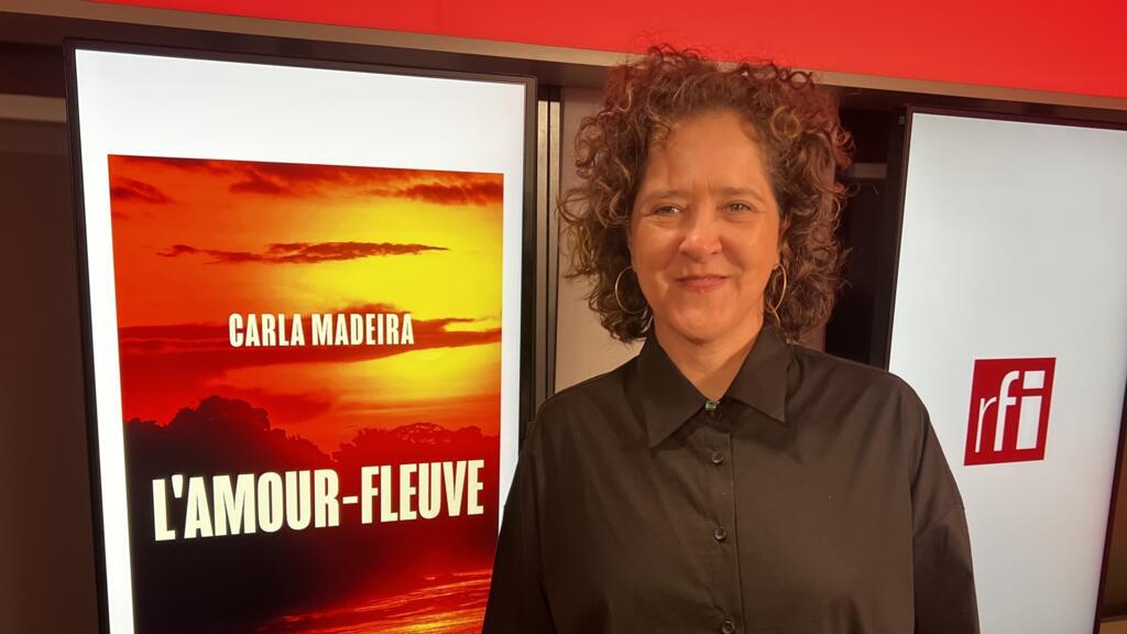 Em visita aos estúdios da RFI, a escritora Carla Madeira fala do lançamento de "Tudo é Rio" em francês.