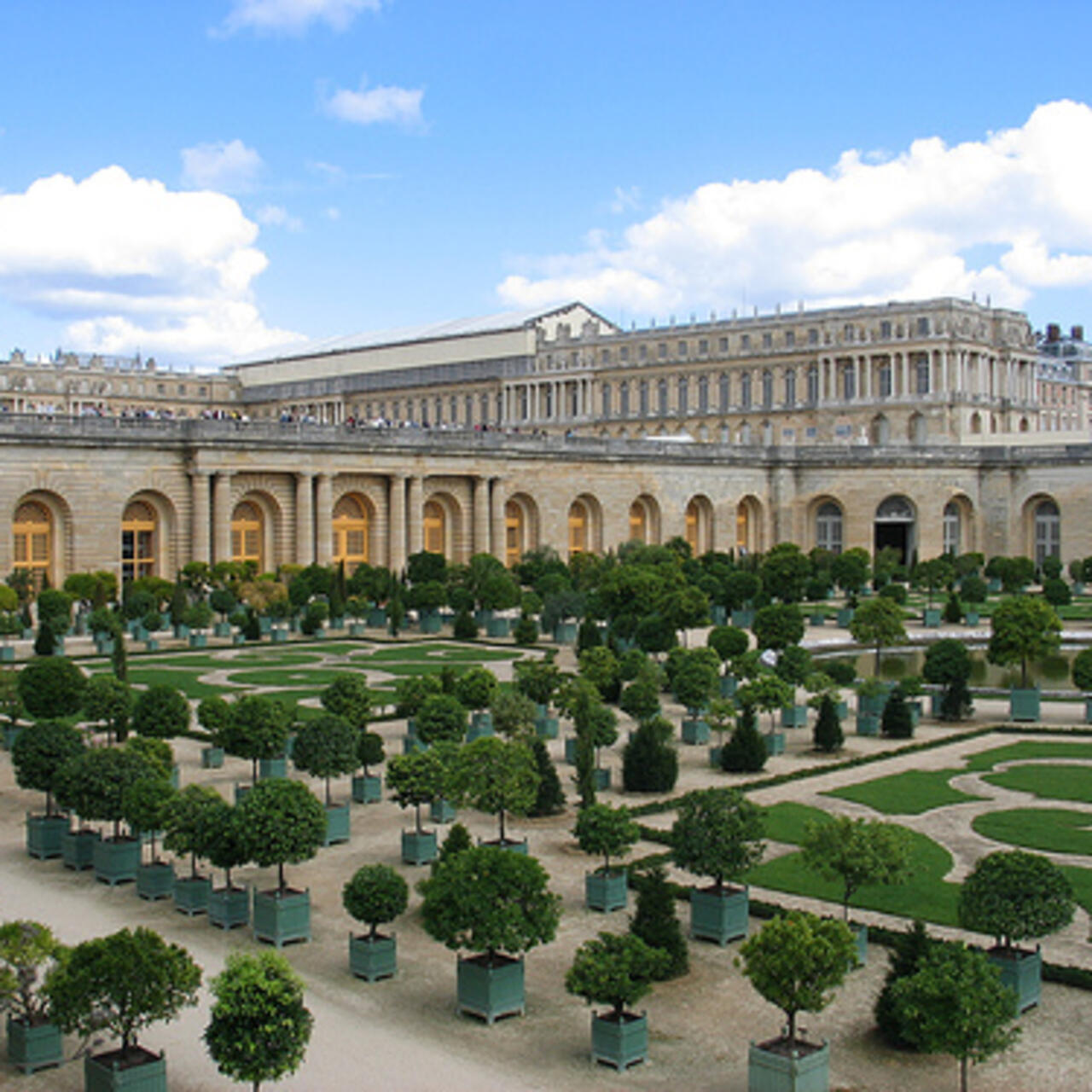 Plans For Hotel In Chateau De Versailles Unveiled