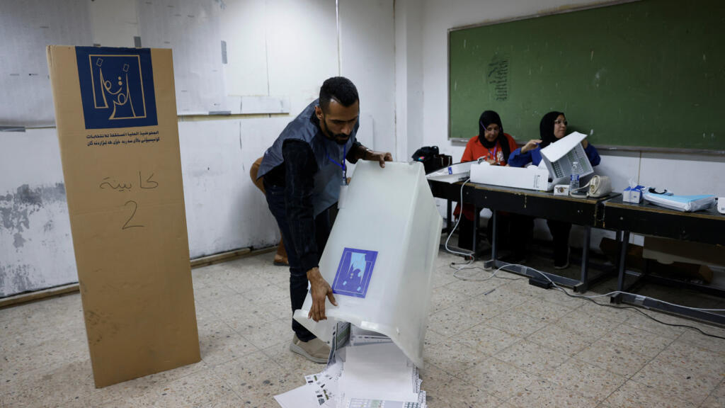 Législatives en Irak: «À partir du moment où ce sont les mêmes politiciens, le vote ne vaut rien»