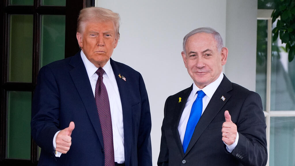 Donald Trump și Benjamin Netanyahu la Casa Albă, Washington D.C., Statele Unite, 29 septembrie 2025.