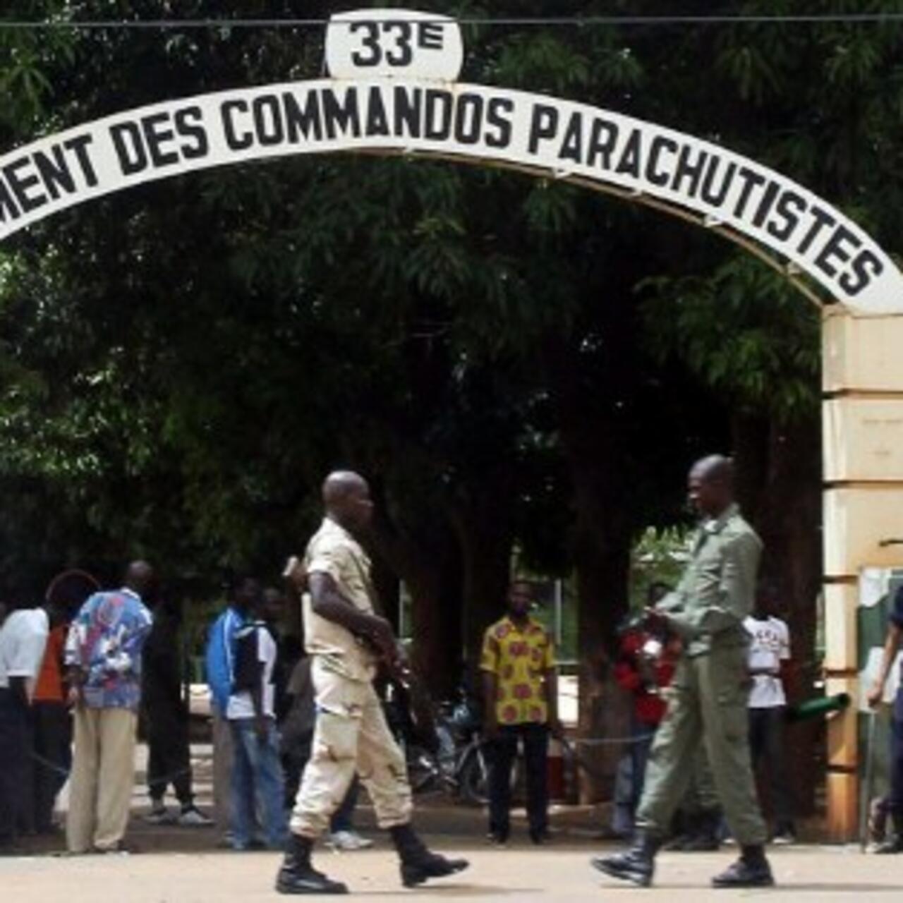 commando parachutiste béret rouge