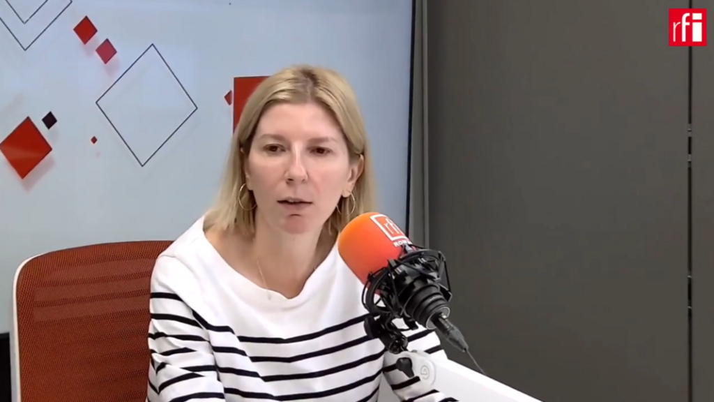 Regizoarea Adina Lazăr
