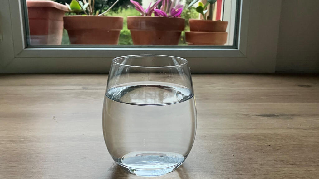 De l’eau pour jeûner.