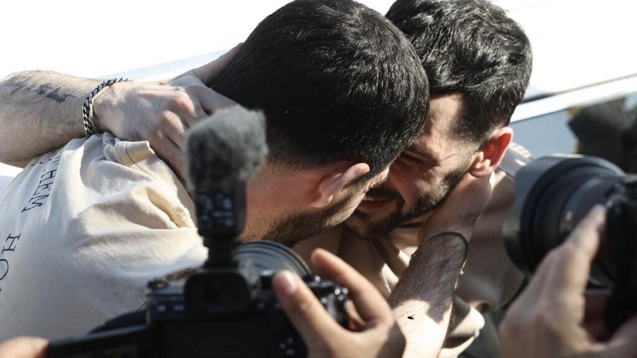 Gaza: le calvaire des otages israéliens, désormais libres, raconté par leurs proches