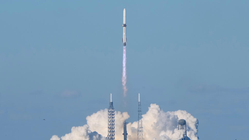 L'entreprise Blue Origin de Jeff Bezos lance son réseau internet satellitaire pour concurrencer Starlink