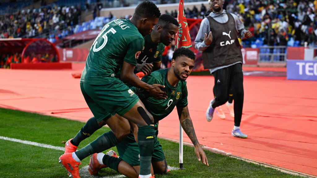 CAN 2025: l'Afrique du Sud se fait peur mais rejoint l'Égypte, l'Angola espère un miracle