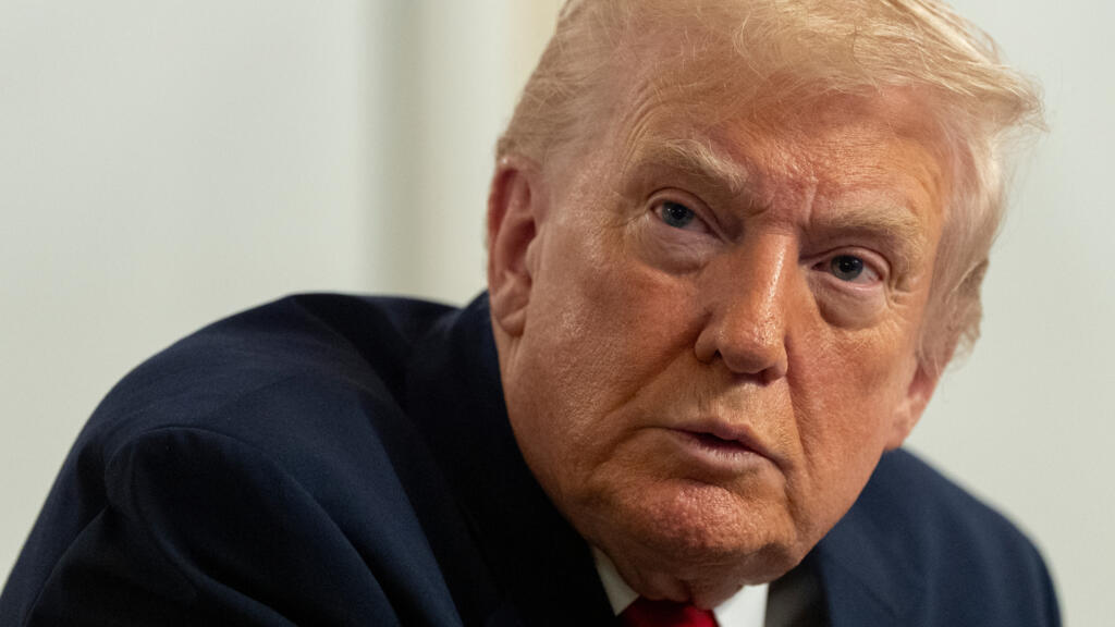 États-Unis: Trump avertit que l'espace aérien du Venezuela doit être considéré comme «entièrement fermé»