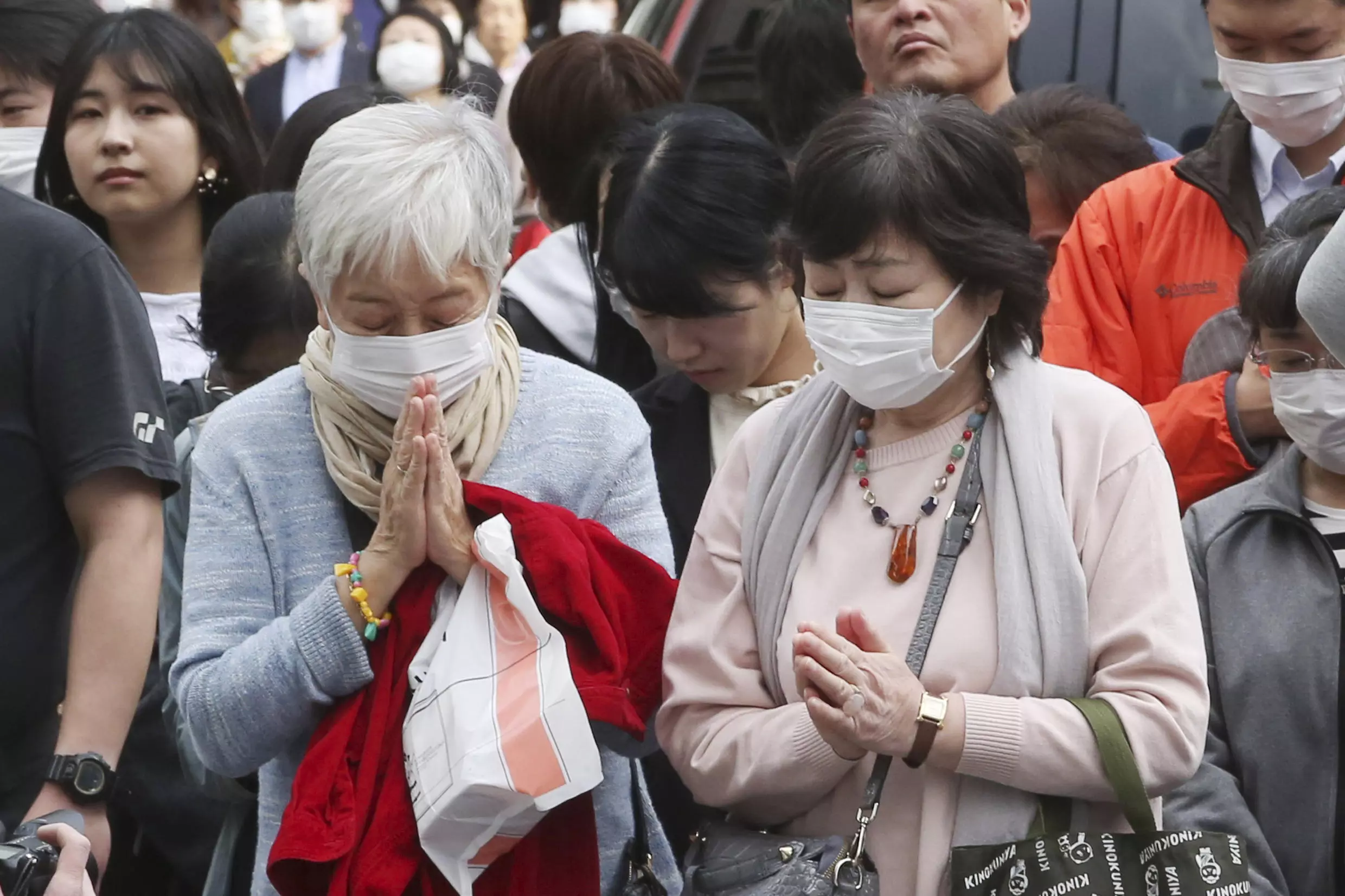 Ceremonia en memoria de las víctimas del sismo y del maremoto de 2011 en Japón (2020).