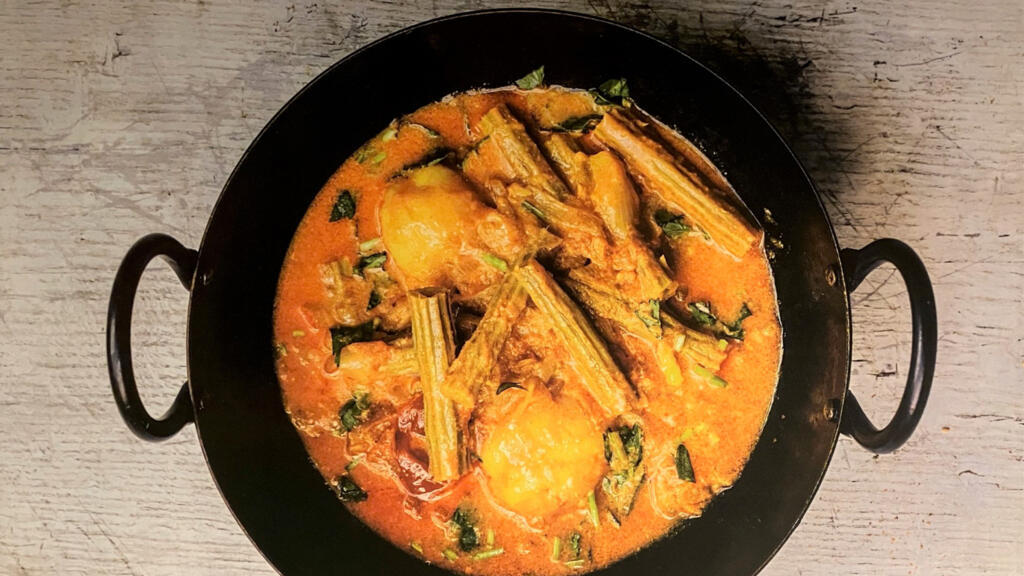 Curry de moringa. Cuisine indienne végétarienne.