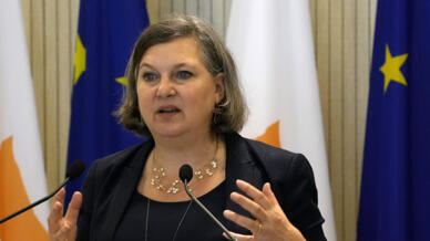 La sous-secrétaire d'État américaine Victoria Nuland lors d'une conférence de presse à Nicosie, Chypre, en avril 2022.