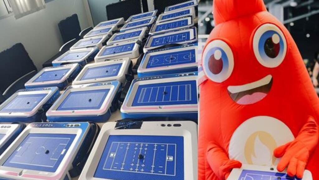 Une tablette tactile et interactive sera mise à disposition des personnes atteintes d'un handicap visuel pendant toute la durée des JO de Paris. L’appareil permet aux personnes malvoyantes de suivre dans les stades olympiques les rencontres de foot, de de rugby ou encore de basket.