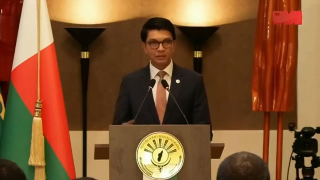 Madagascar: le général Ruphin Fortunat Zafisambo nommé Premier ministre