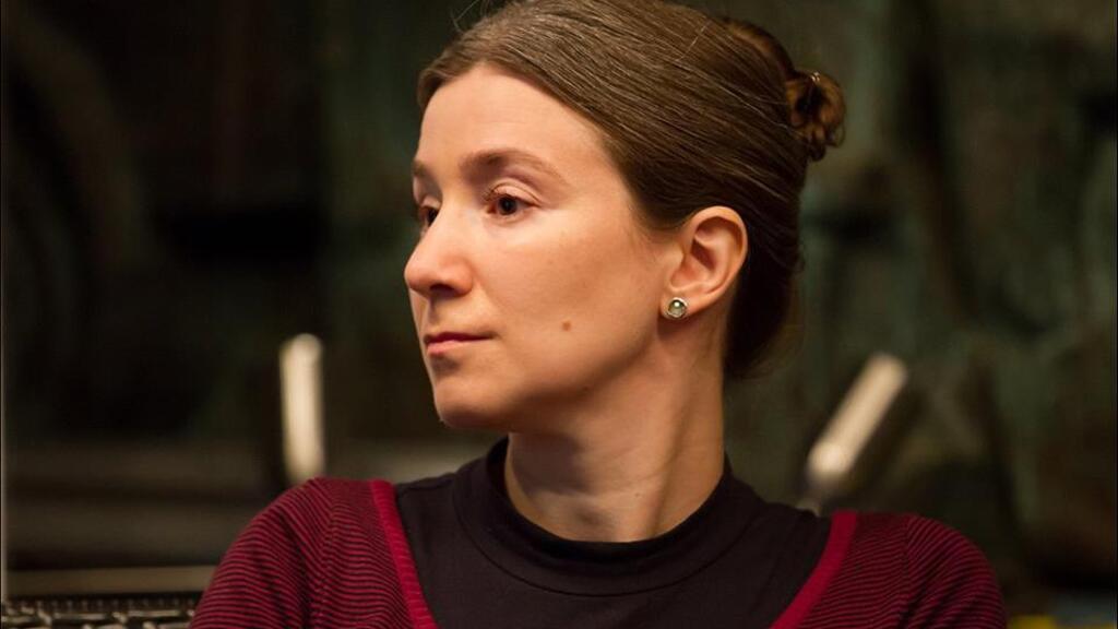 Кемпірлердің кискаларының жақыннан түсірілген видеосы