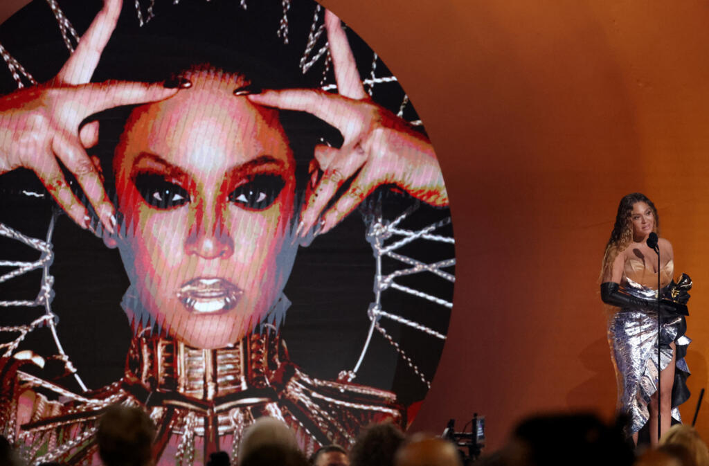 Beyonce levou quatro prêmios nesta noite, nas categorias de Melhor Álbum e Melhor Gravação dance/eletrônica, além de Melhor Performance Tradicional e Melhor música de R&B.