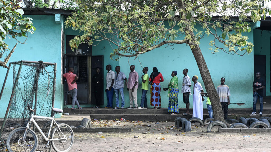 Côte d'Ivoire: polémique à la veille du scrutin législatif du 27 décembre