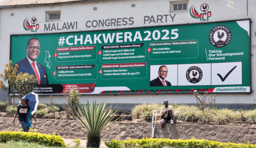 Bango la Rais wa Malawi Lazarus Chakwera wakati wa kampeni za urais.
