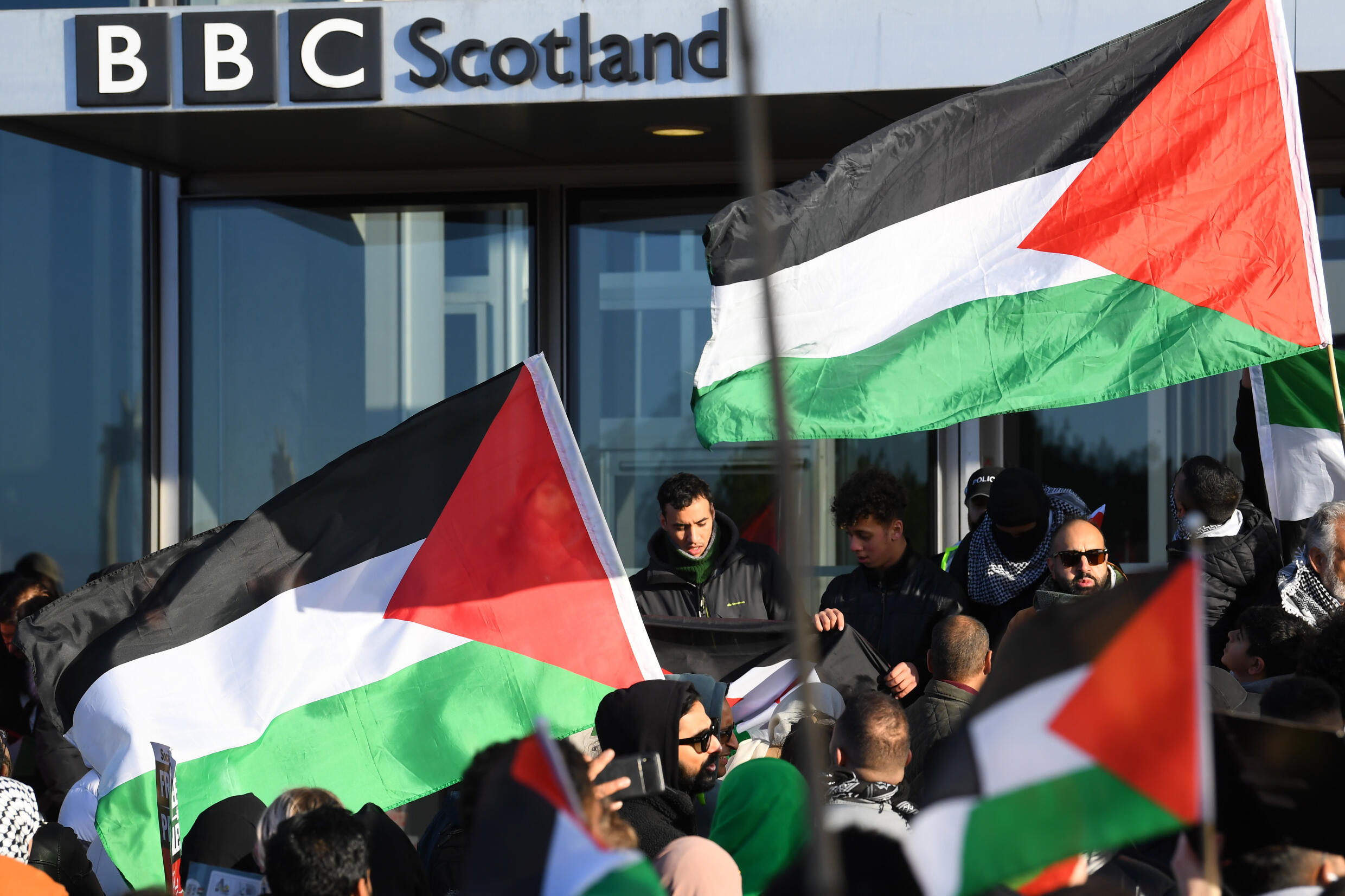 Tens of thousands rally in UK cities in solidarity with Palestinians
