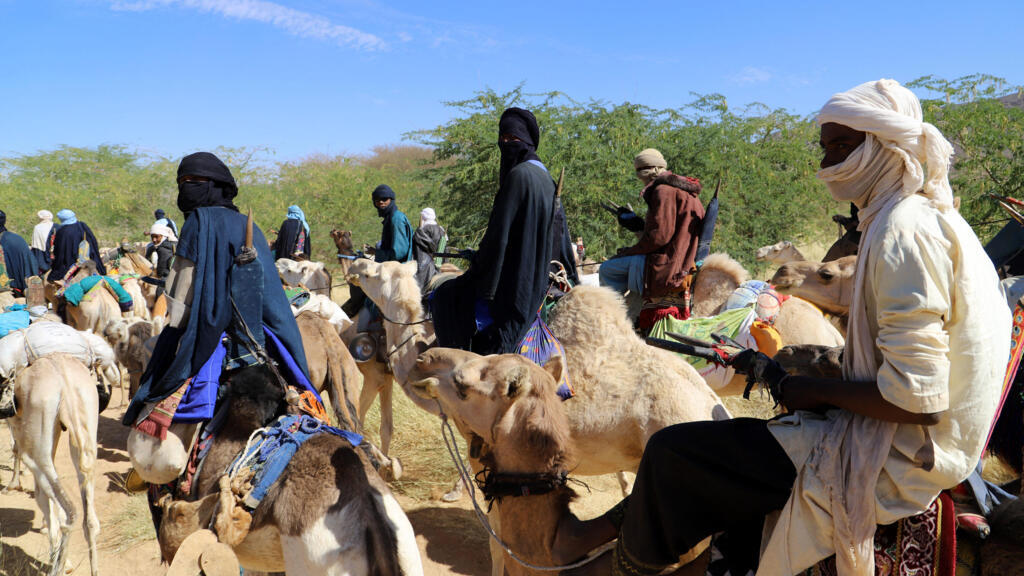 Au cœur d'une caravane de Touaregs du Niger, en route pour le désert.