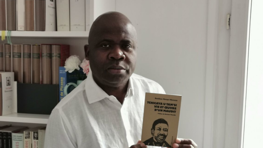Boniface Mongo Mboussa est est critique littéraire et spécialiste de l'oeuvre de Tchicaya U Tam'Si.