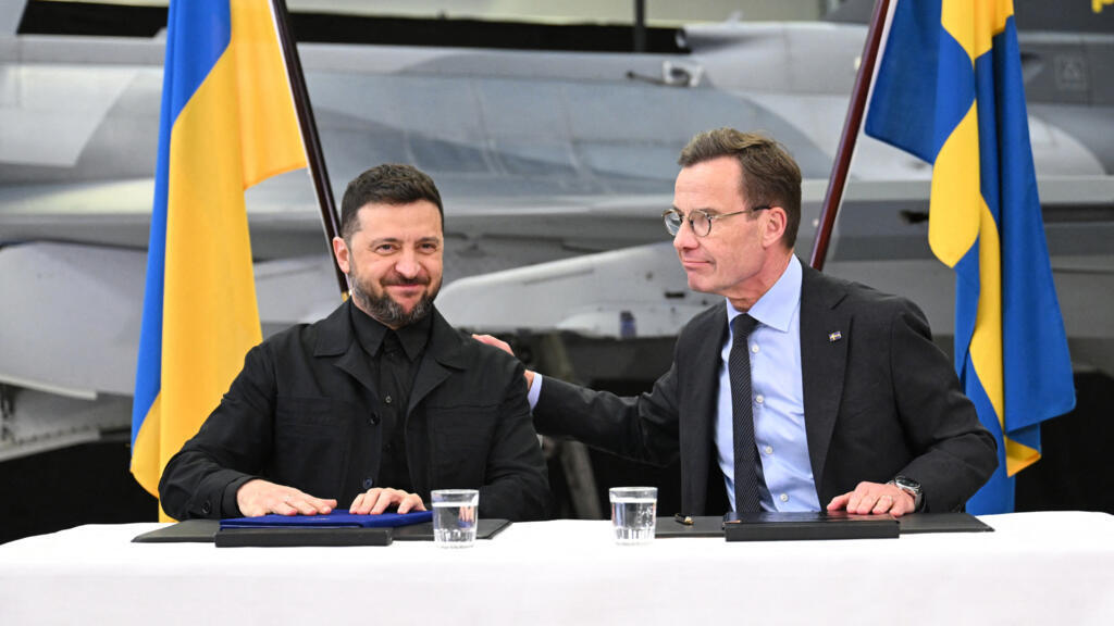 La Suède s'engage à vendre entre 100 et 150 avions de combat Gripen à l'Ukraine