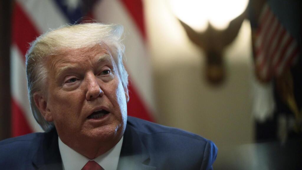 Le président américain Donald Trump a pris plusieurs mesures exceptionnelles pour tenter de freiner l'épidémie de coronavirus, mercredi 18 mars.