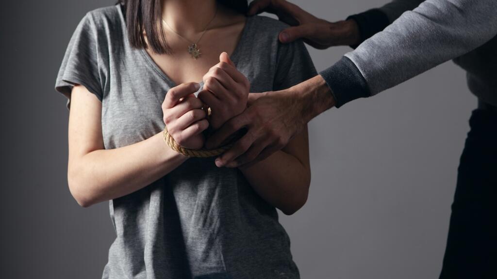 Peste 22.000 de infracțiuni de violență domestică raportate de Poliția Română în primele șase luni ale anului