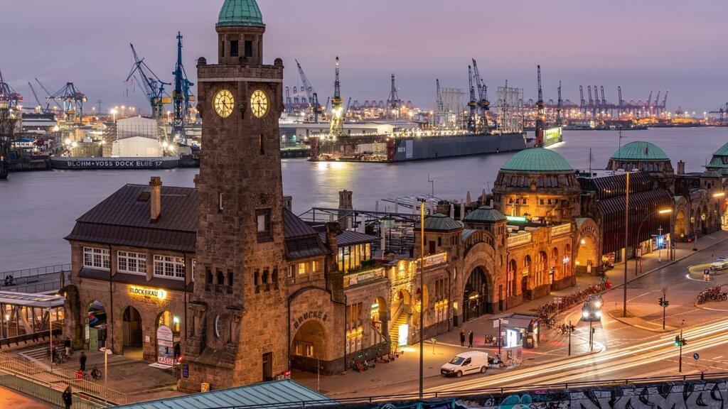 Portul din Hamburg este cunoscut ca Poarta Germaniei către Lume.