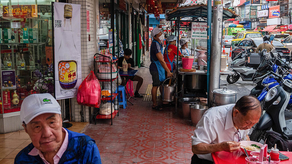 En Thaïlande, le pari de l'application 50/50 pour stimuler les dépenses et l'économie locale