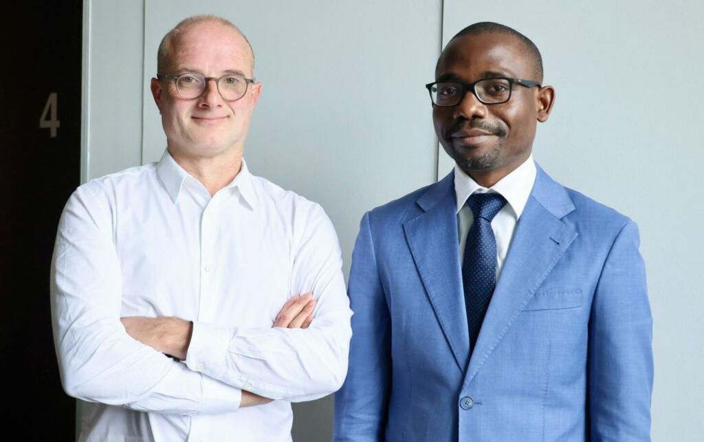 Mays Mouissi, ministre gabonais de l'Economie et des Participations avec Bruno Faure (Eco d'ici Eco d'ailleurs sur RFI)