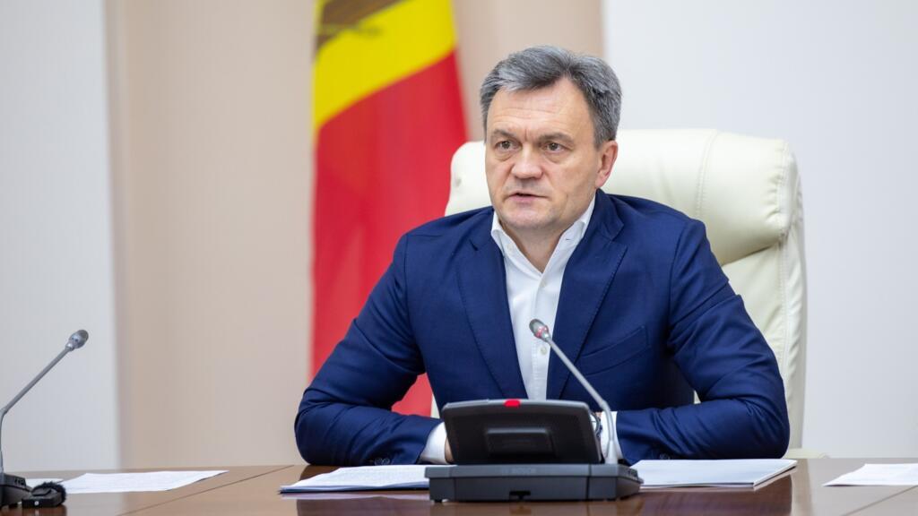 Ultima ședință a Guvernului Recean. Premierul, aplaudat de colegi.”Experiența lui Alexandru Munteanu este foarte bună. Mi-a fost profesor”