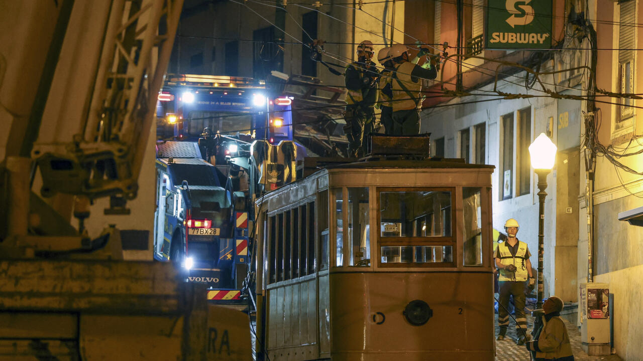 Portugal: à Lisbonne, les habitants sous le choc après l'accident du funiculaire de la Gloria