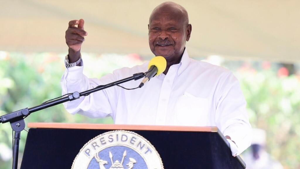 Le président ougandais Yoweri Museveni va briguer un 7ᵉ mandat en janvier 2026.