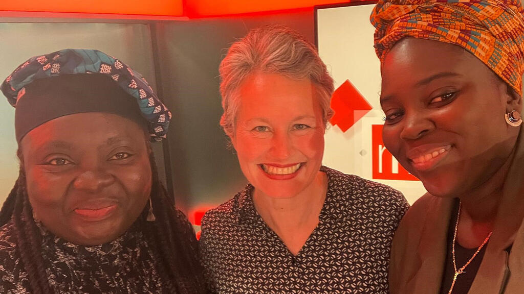 Nathalie Brigaud Ngoum, Clémence Denavit, Aïssatou Mbaye dans Le Goût du monde.