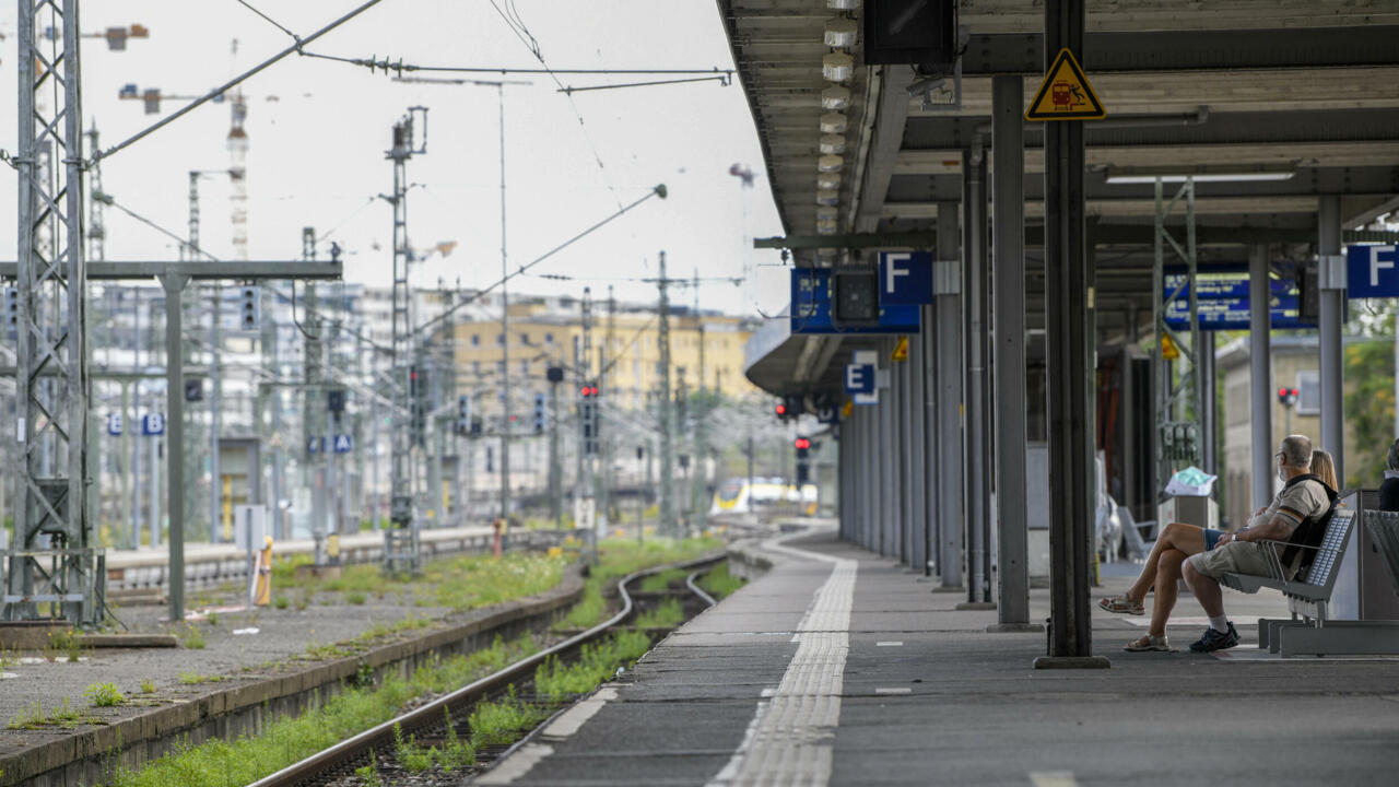 Crowded trains, delays during German rail strike RFI