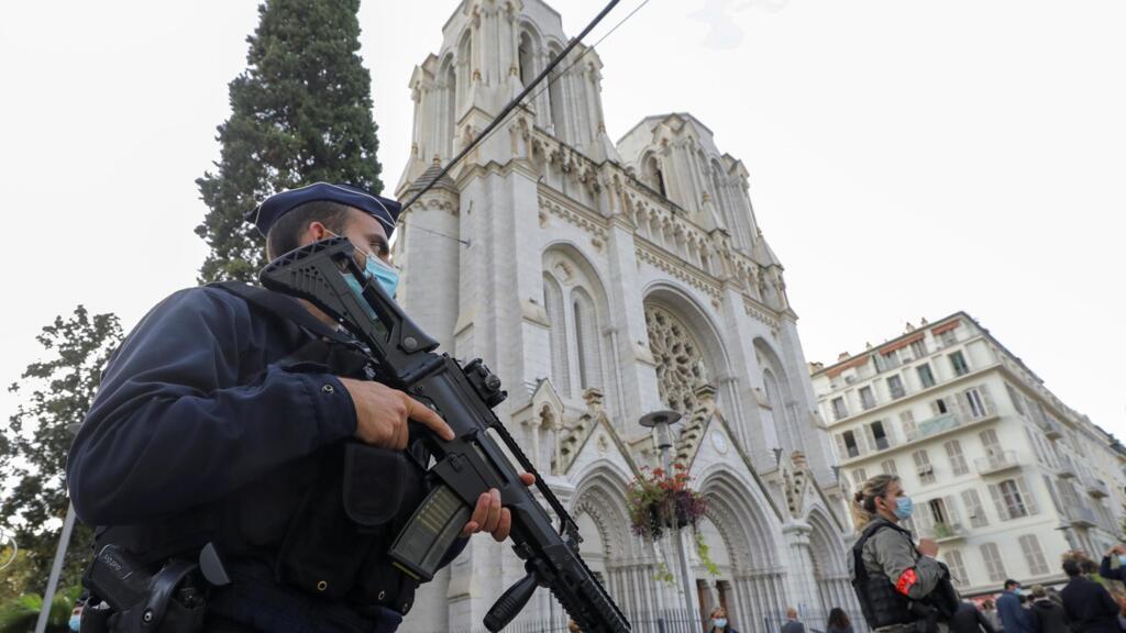 L'attaque au couteau dans une église de Nice, ce jeudi 29 octobre, a coûté la vie à trois personnes.