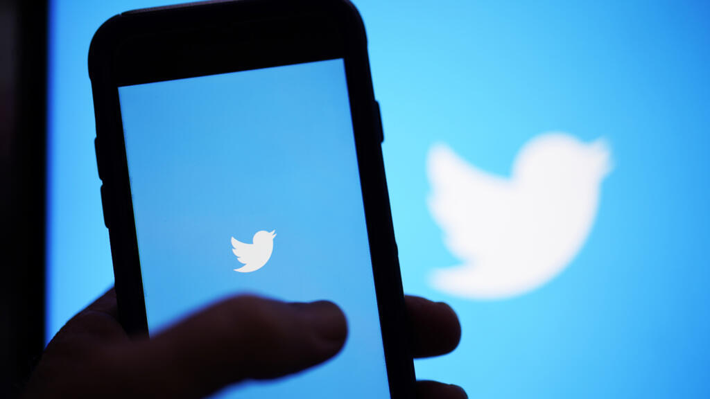 Jusqu’où ira le divorce entre médias publics et Twitter ?