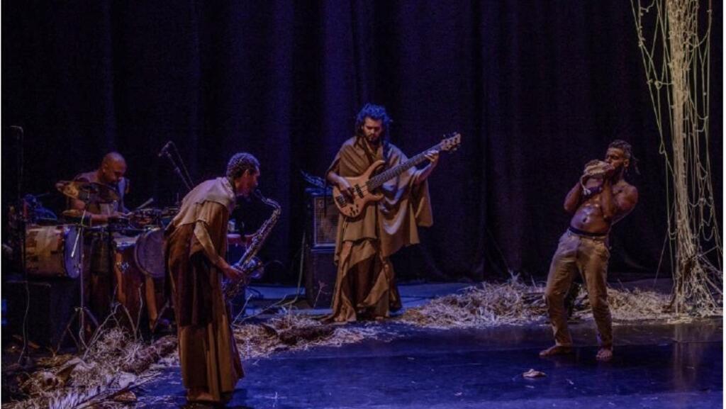 Espetáculo "Assum Preto", de Marco Motta será apresentado neste sábado e domingo (27 e 28 de setembro de 2025), no festival Europeia de Circo, em Toulouse.