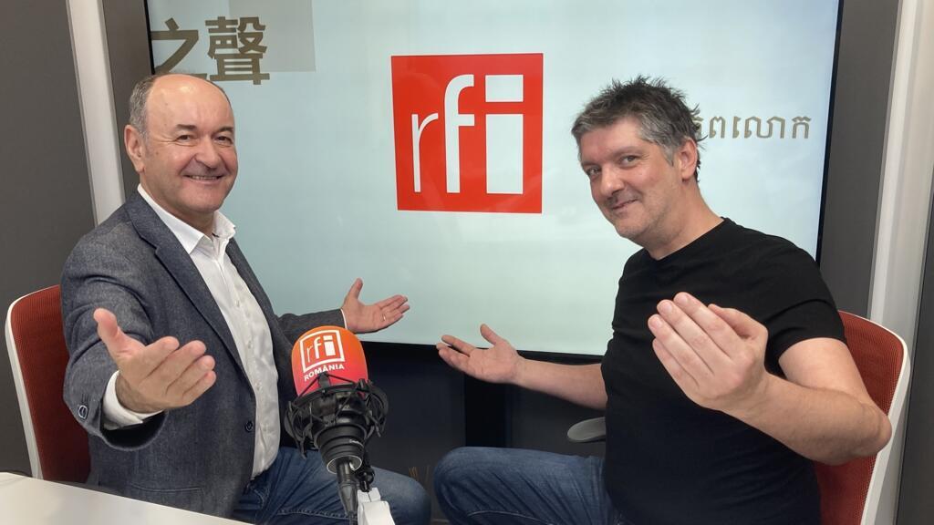 Mirel Bran și Miche Marcu (dreapta imaginii) în studioul RFI România